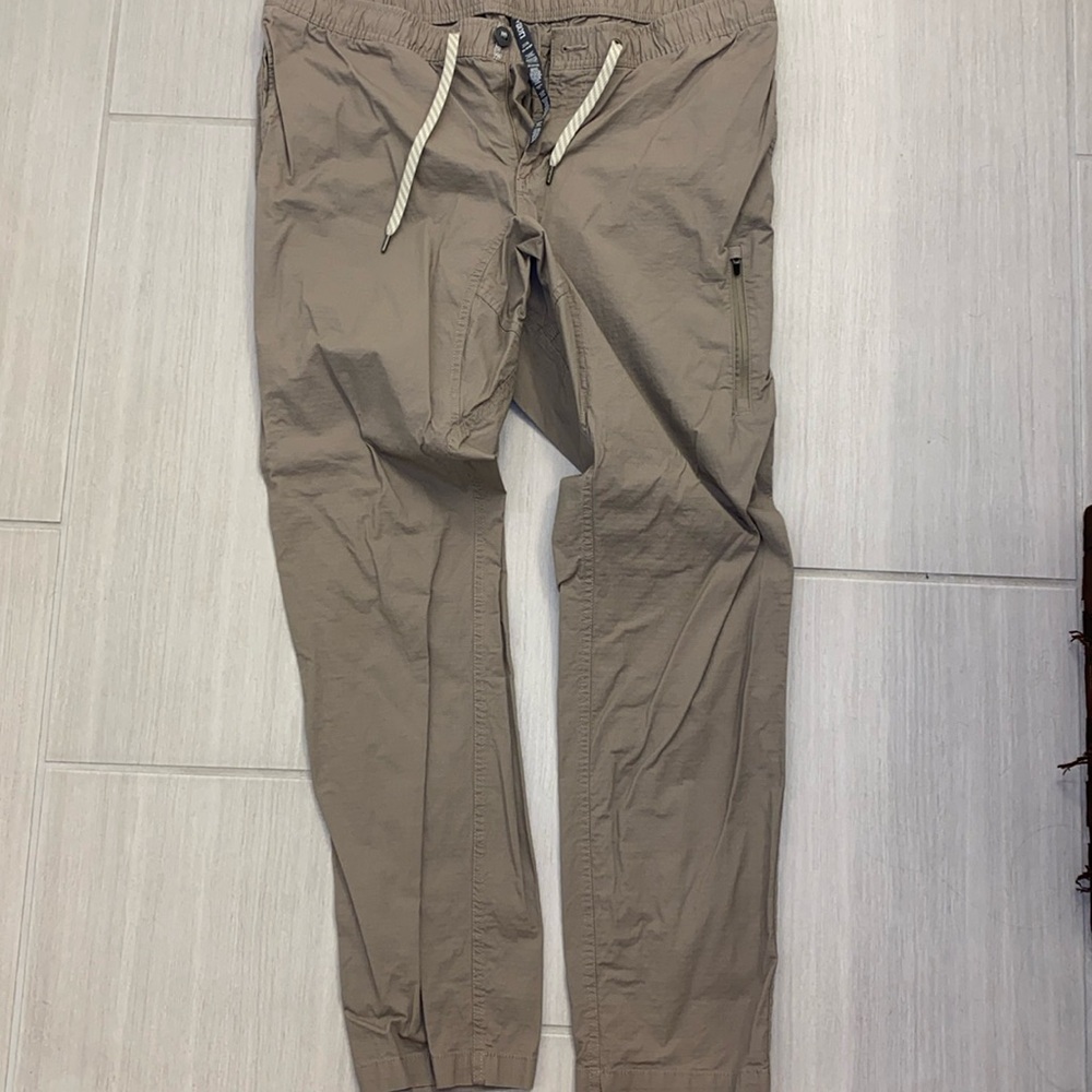 VUORI MENS ATHLETIC PANTS